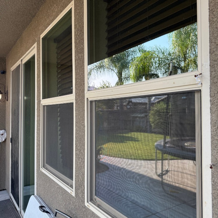 Window Cleaning in Clovis, CA