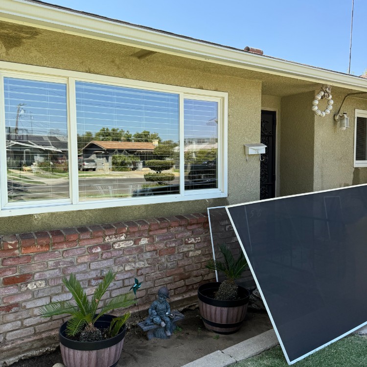 Window Cleaning in Clovis, CA