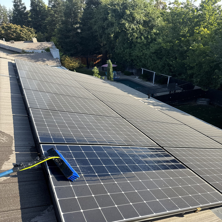 Window Cleaning in Clovis, CA