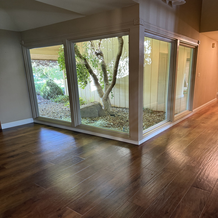 Window Cleaning in Clovis, CA