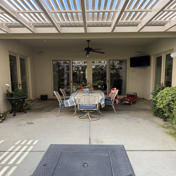 Window Cleaning in Clovis, CA