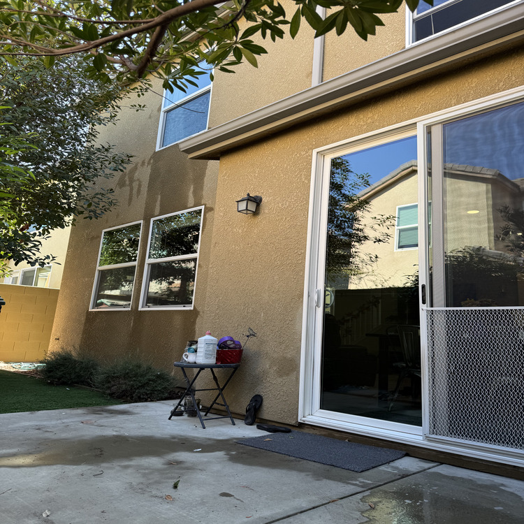 Stucco house exterior in Clovis, CA