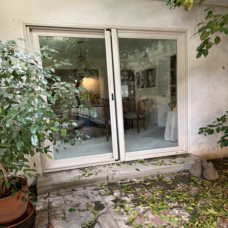 Window Cleaning in Clovis, CA